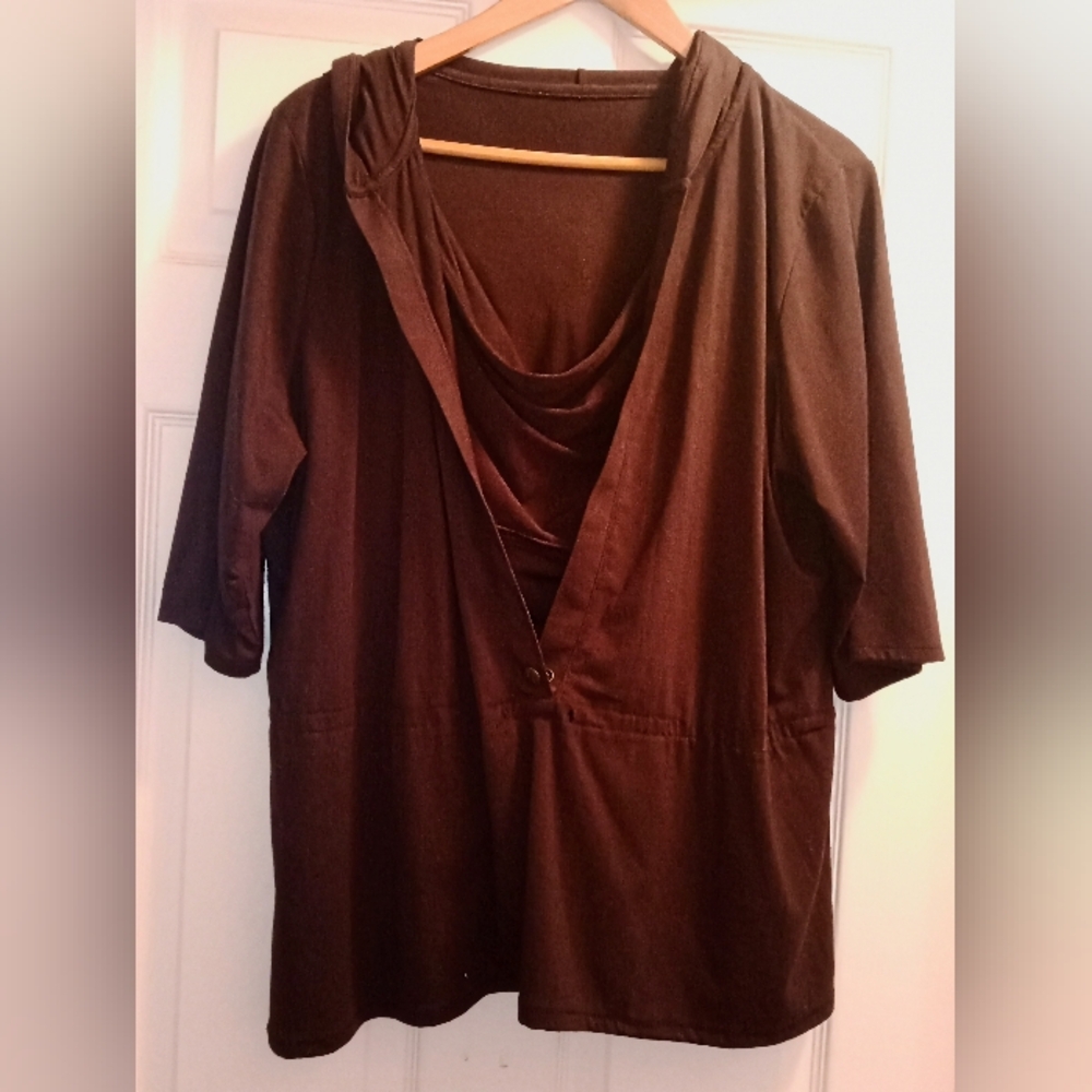 NWOT Brown cotton top with hood